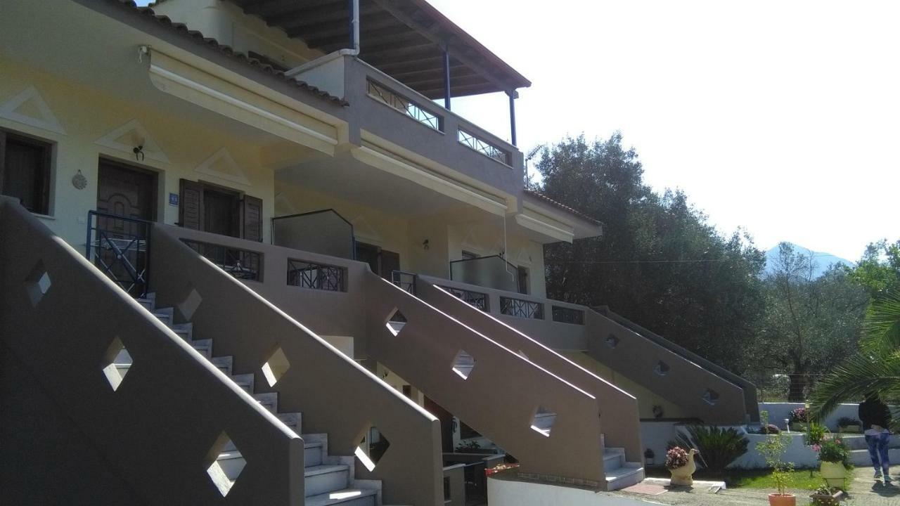 Mιχαλης Apartments Paramythia Exterior photo